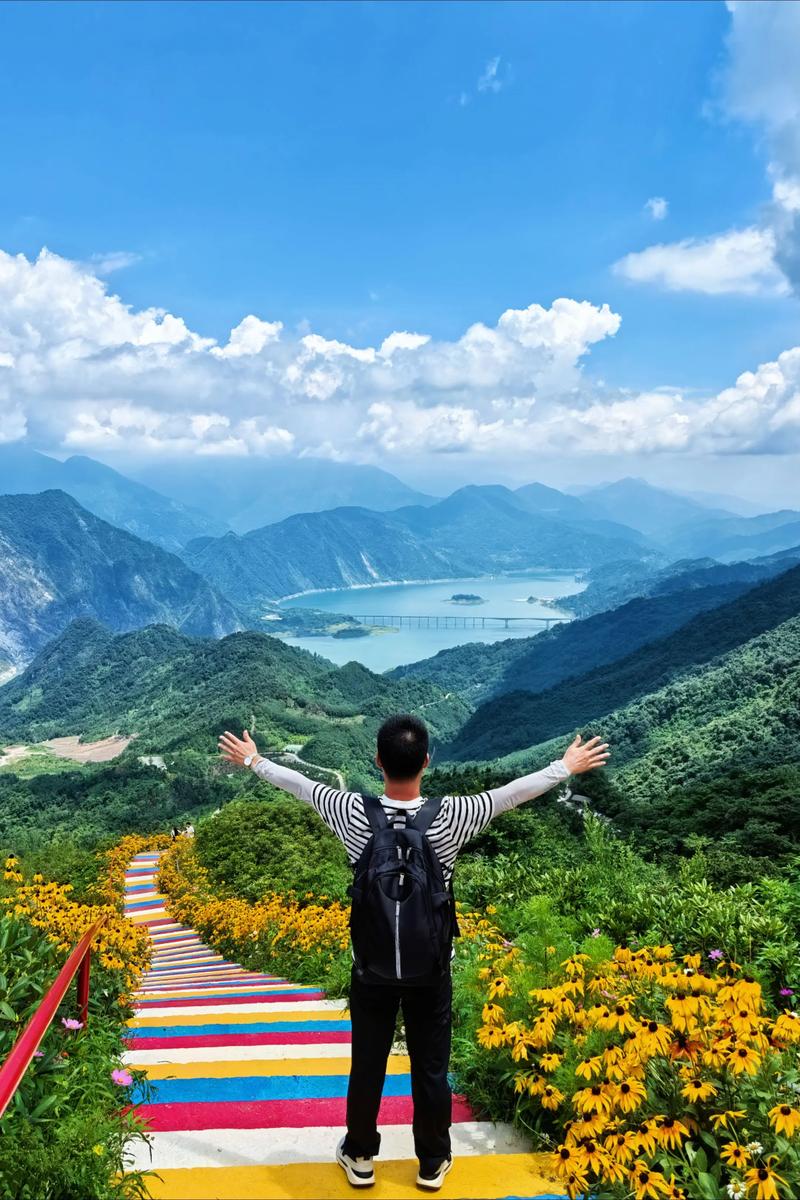 武汉旅行社市场新趋势：文化交融与创新探索